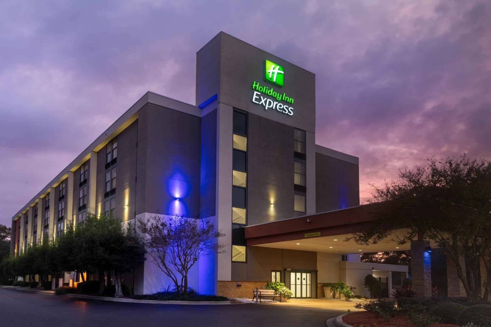 Holiday Inn Express Tallahassee By Ihg Dış mekan fotoğraf
