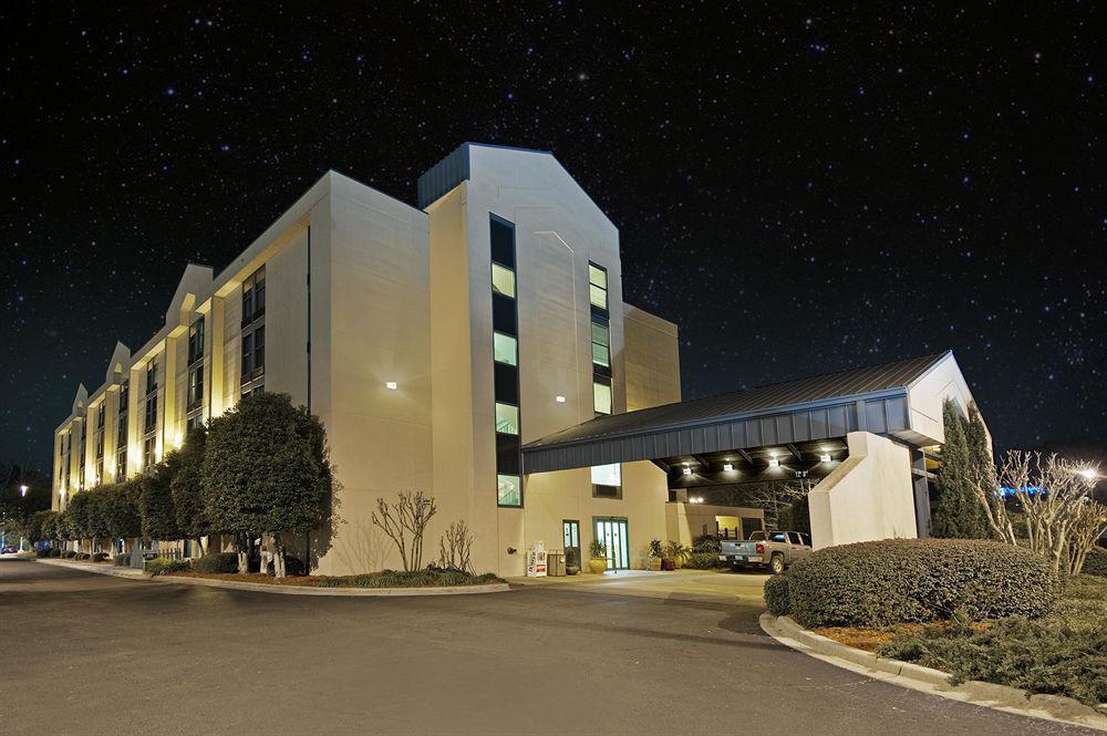 Holiday Inn Express Tallahassee By Ihg Dış mekan fotoğraf